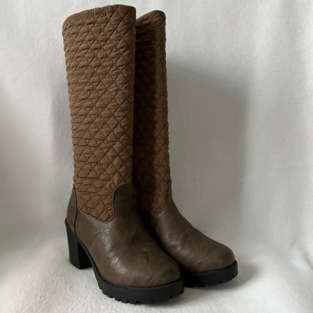 Quilted Brown Knee-High Block Heel Women's Boots Size 7